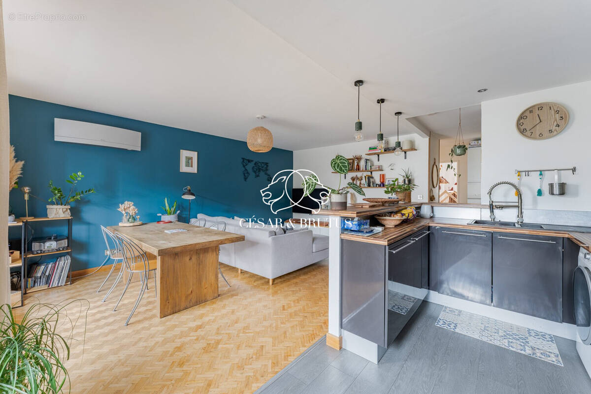 Appartement à LYON-8E