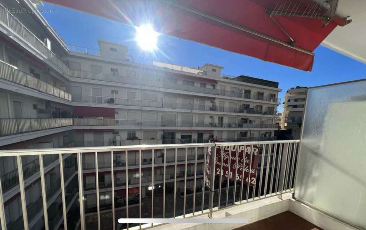 BAISSE DE PRIX ! EXCLUSIVITE T1-Balcon -Menton Garavan en étage élevée dans une résidence de standing- Cave - photo 6