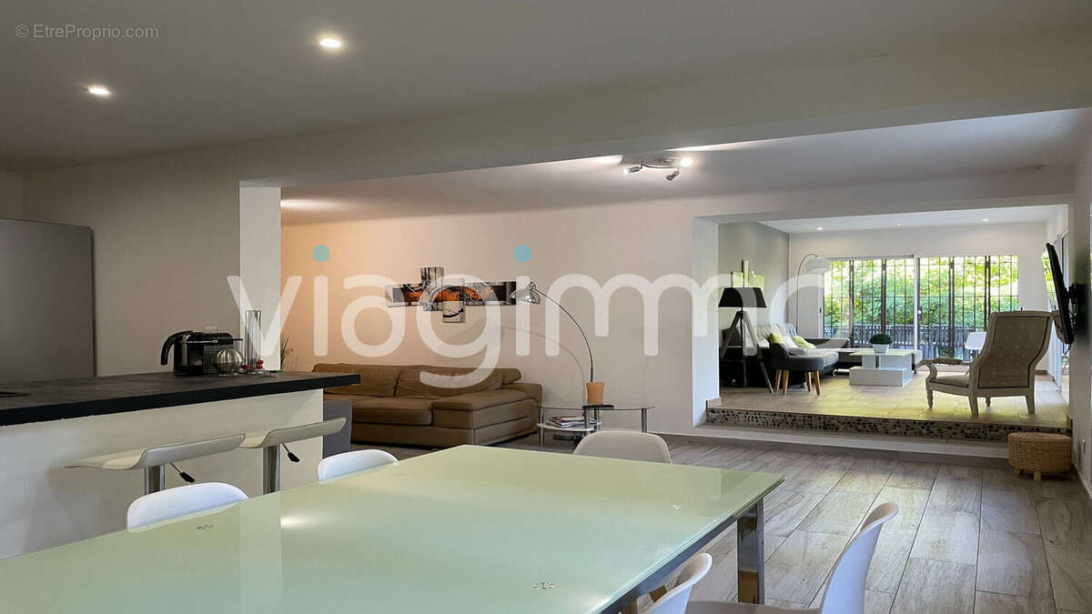 Maison  5 pièce(s) 109 m2 - photo 2