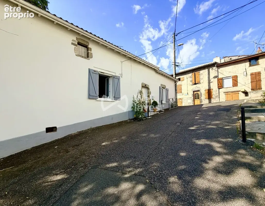 Maison à PONT-DU-CHATEAU