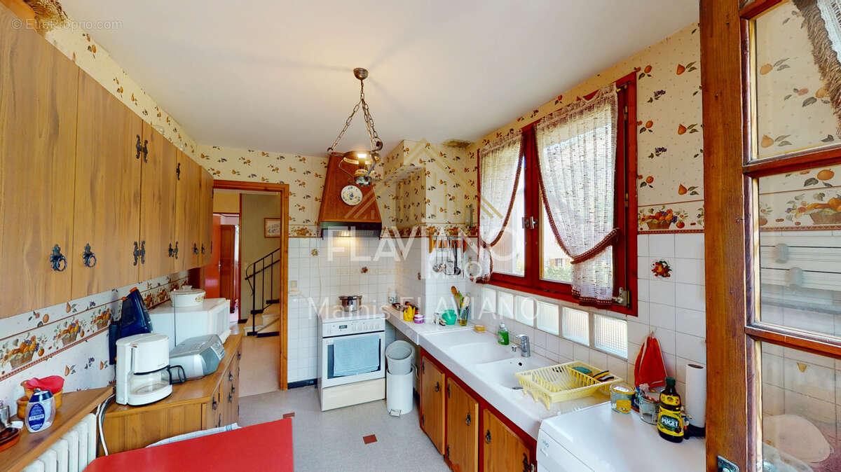 Maison avec terrain et garage - photo 10