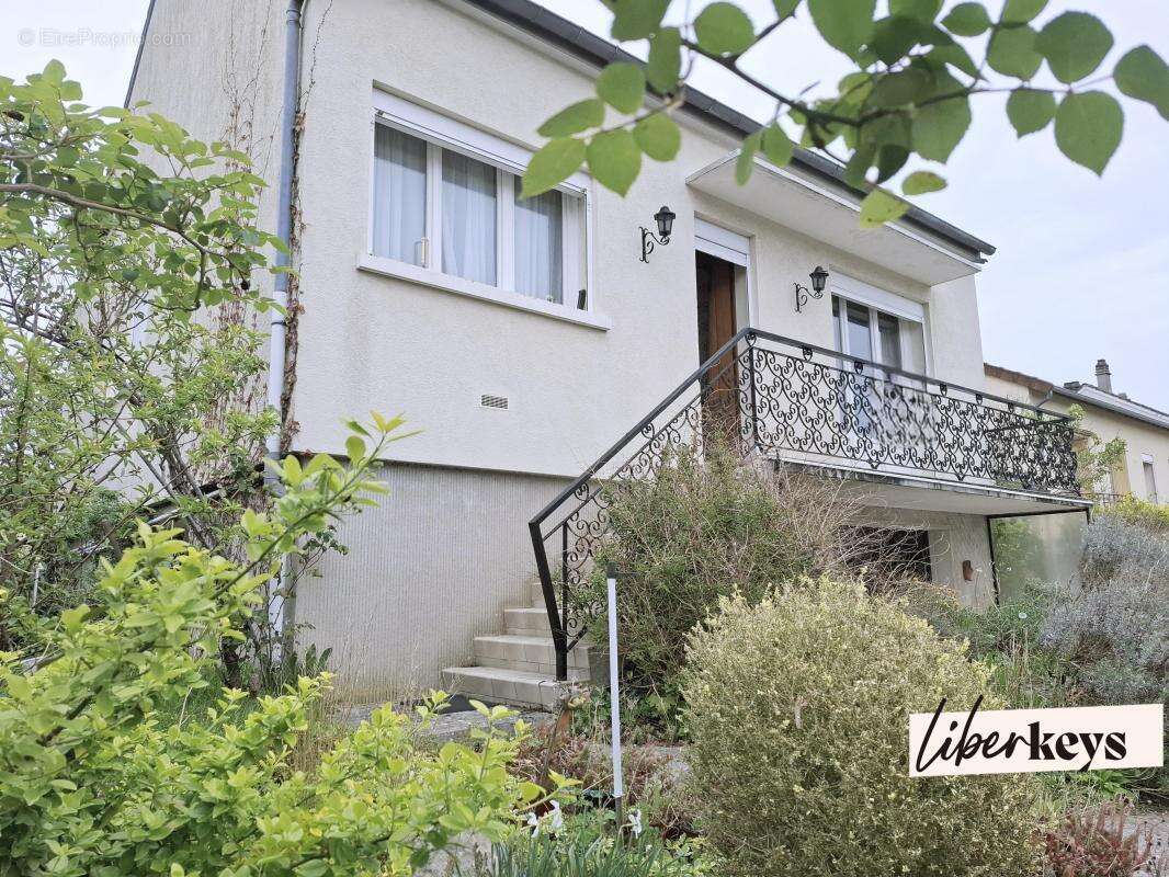 Maison à MAINVILLIERS