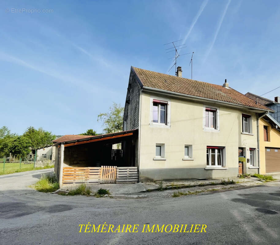 Maison à SIROD