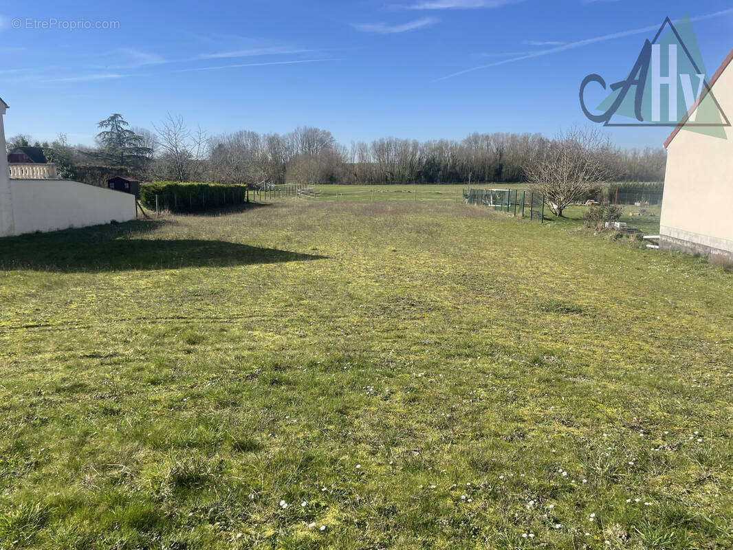 Terrain à VILLENAUXE-LA-PETITE