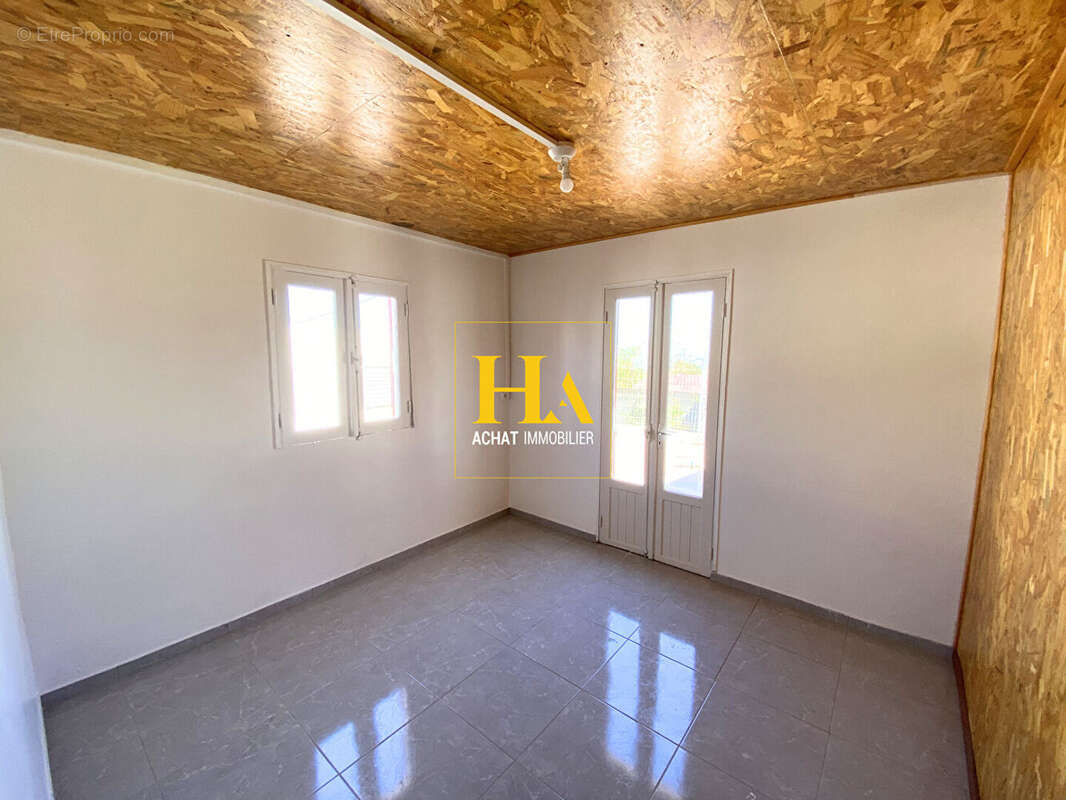 Maison à LES AVIRONS