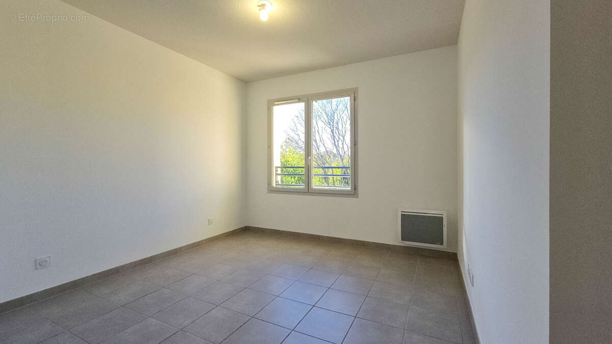 Appartement à LE MUY
