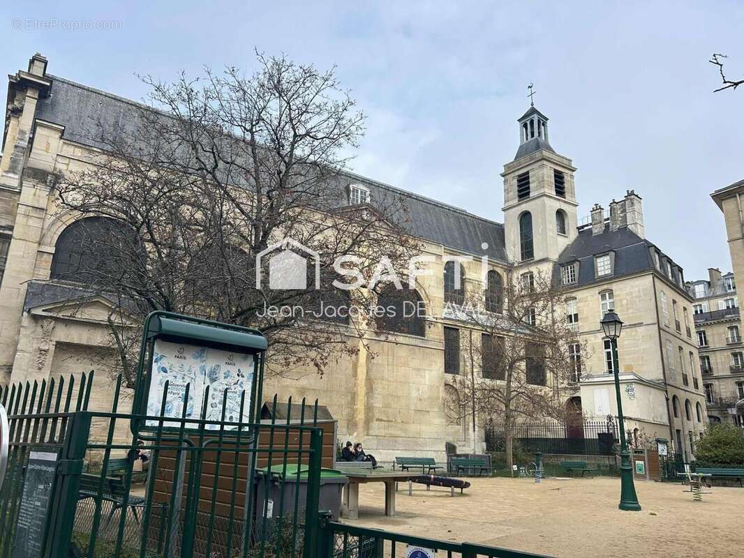 Photo 2 - Parking à PARIS-4E