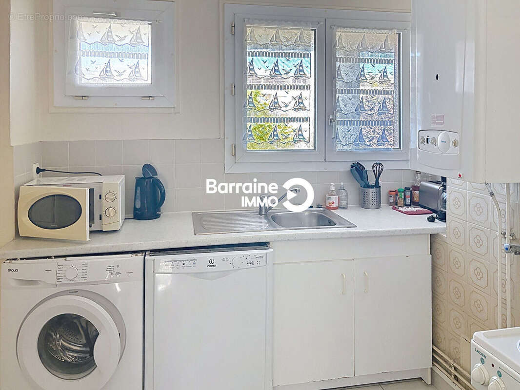 Lorient centre - appartement t2 avec balcon au dernier etage - photo 8