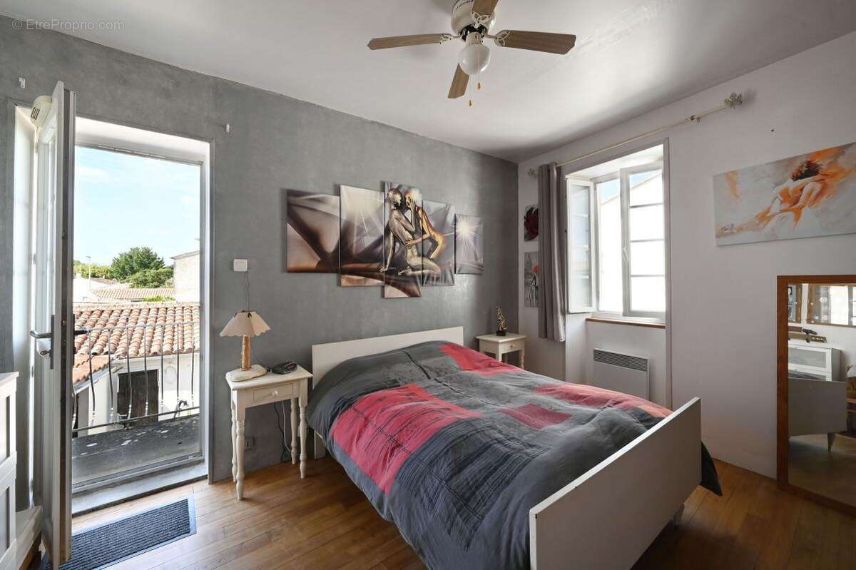 Maison en cœur du village de Sainte Marie de Ré La Noue - photo 5