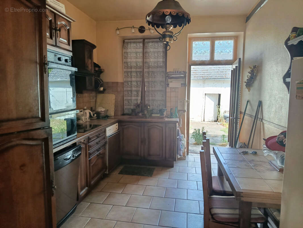 Maison à BENGY-SUR-CRAON