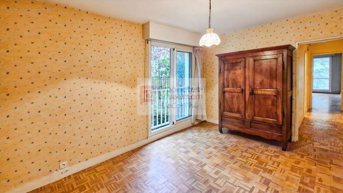 Appartement à VERSAILLES