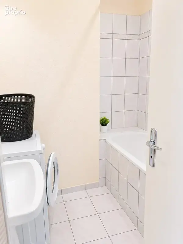 Maison 318 m² à Vivonne  - photo 9