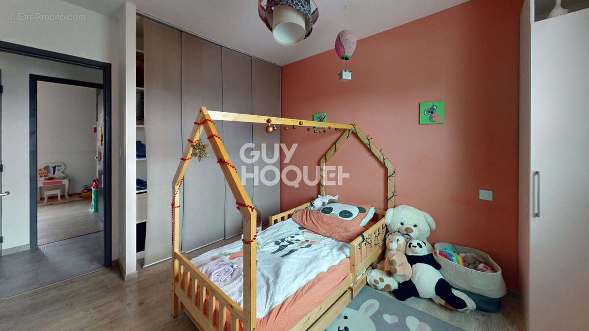 Maison à LE VAL-SAINT-PERE