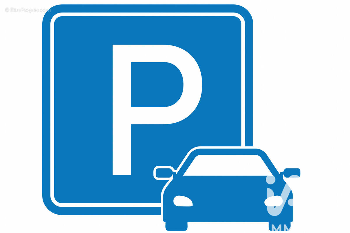 Photo 1 - Parking à LAUNAGUET