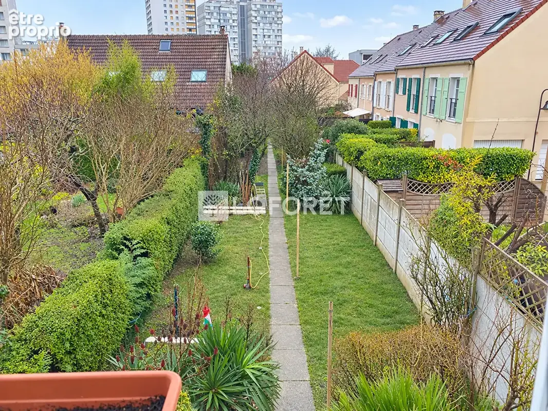 Appartement  avec jardin de 400m² Rueil Malmaison 3 pièce(s) 60 m2 - photo 3