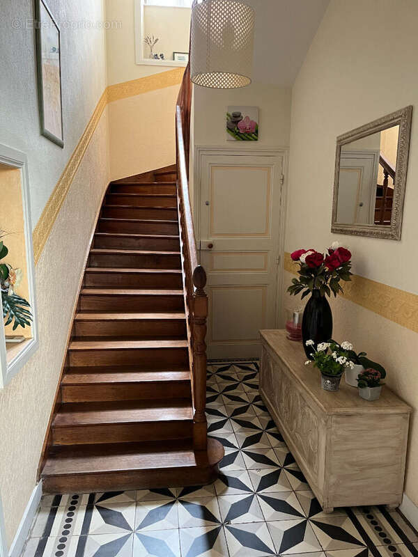 Maison à SAINT-ETIENNE-DU-BOIS