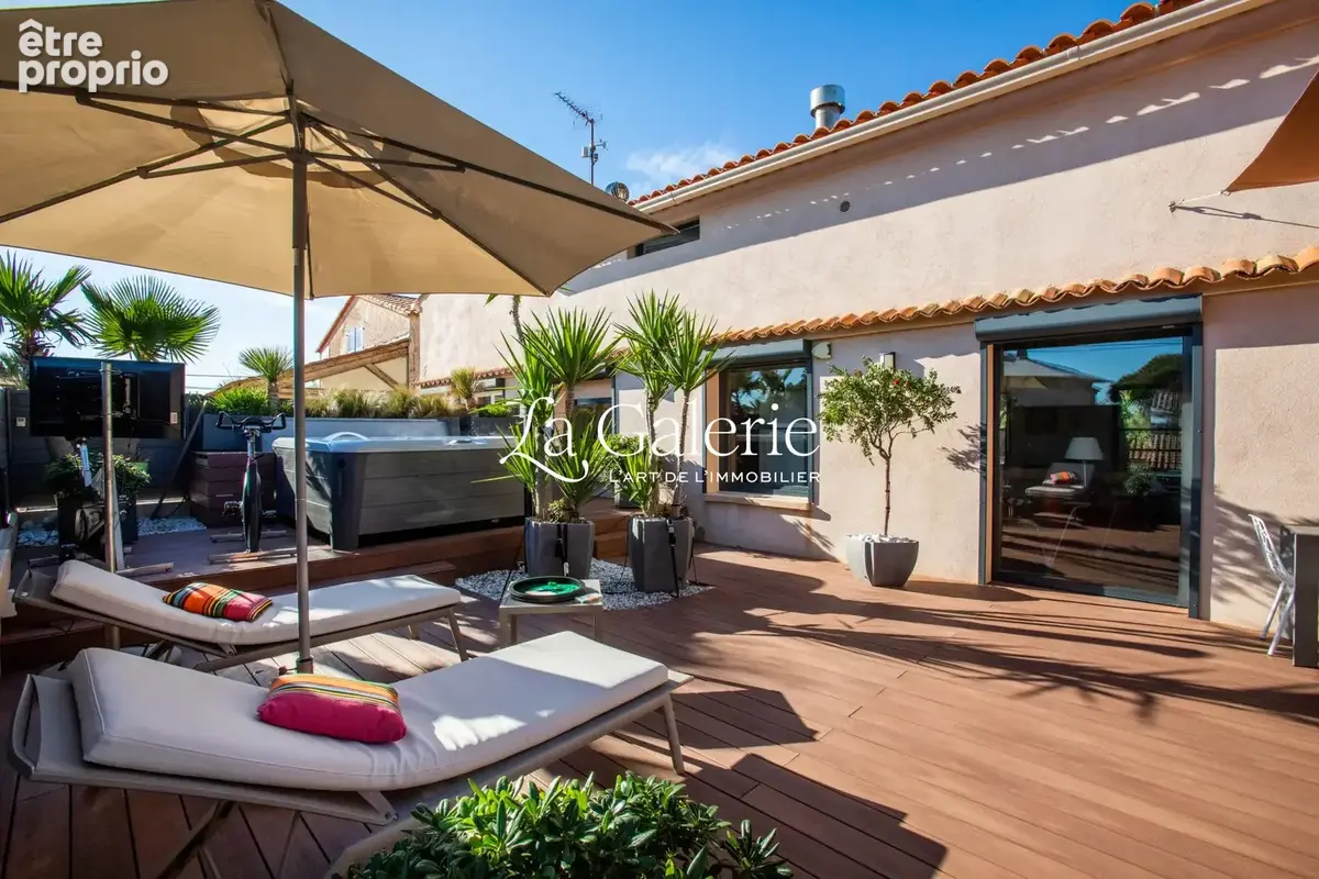 Appartement 4 pièces 140 m² à vendre à Hyeres (83400) - photo 5