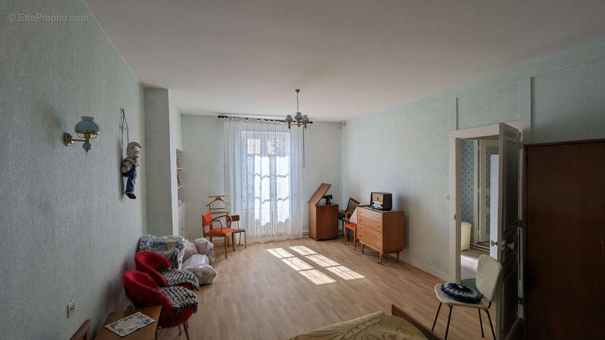 Photo 3 - Maison à FRONTENAY-ROHAN-ROHAN