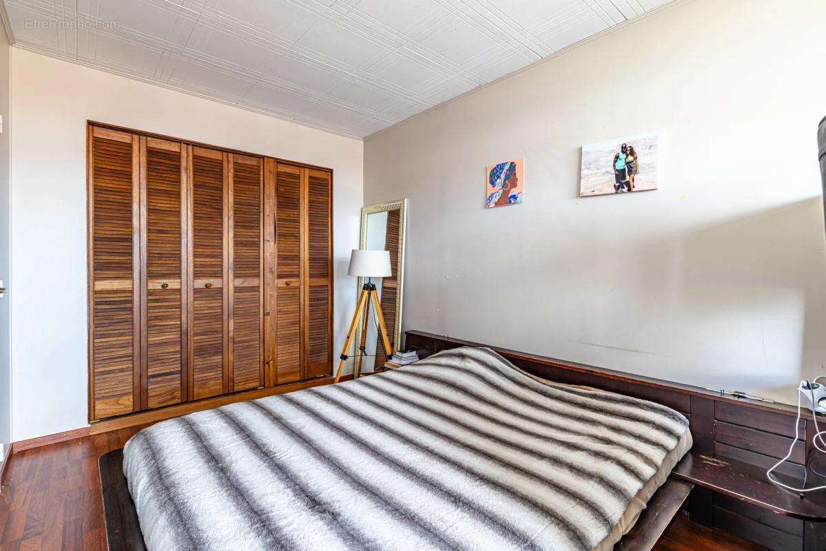 Appartement à LIVRY-GARGAN