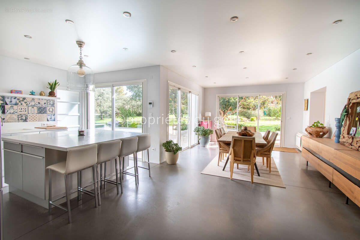 Maison à BALARUC-LE-VIEUX