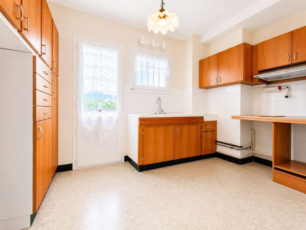 Appartement 89 m² à Chambery  - photo 5