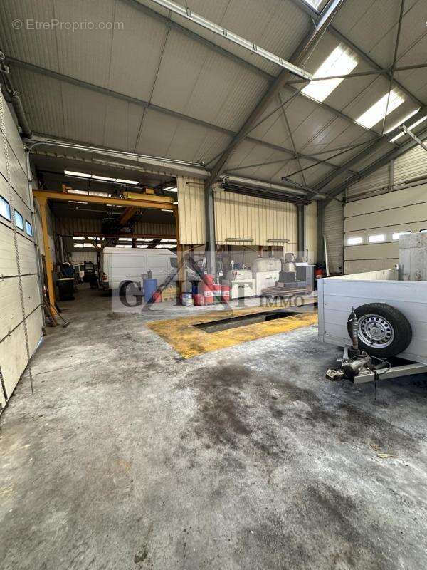 Terrain à LAGNY-LE-SEC