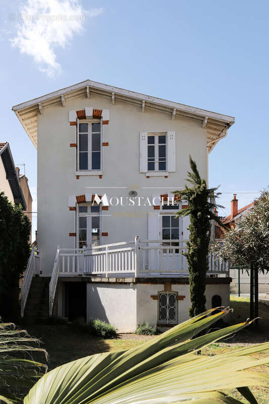 Maison à SAINT-GEORGES-DE-DIDONNE