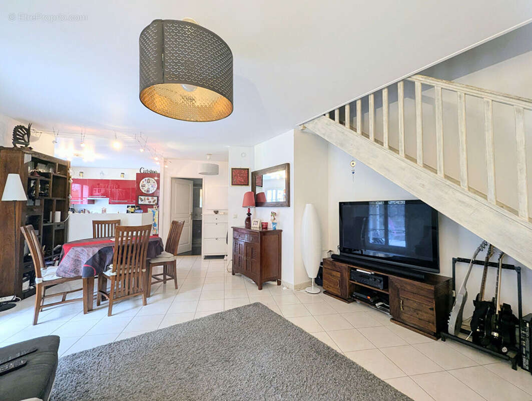 Appartement à LE PLESSIS-ROBINSON