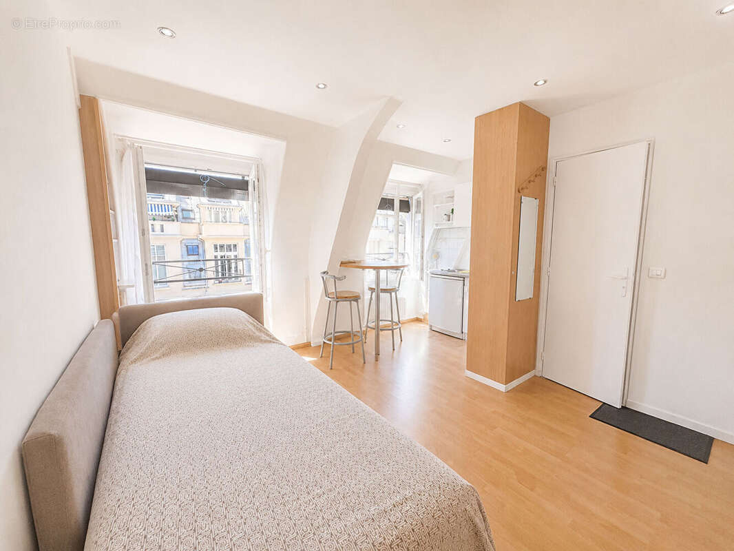 Localisation - calme - etage eleve - lumineux - vue degagee - photo 3