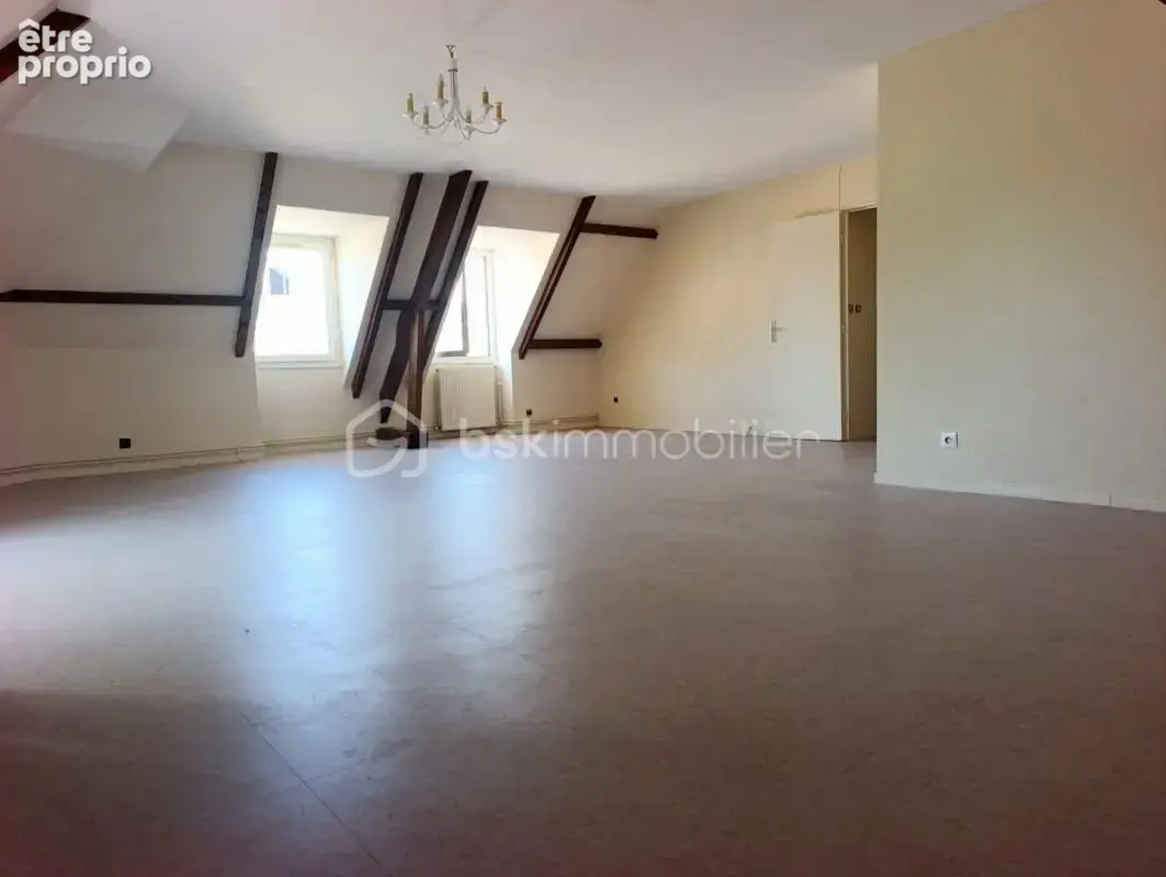 Montargis centre – bel appartement t3 entièrement rénové avec parking privatif - photo 2