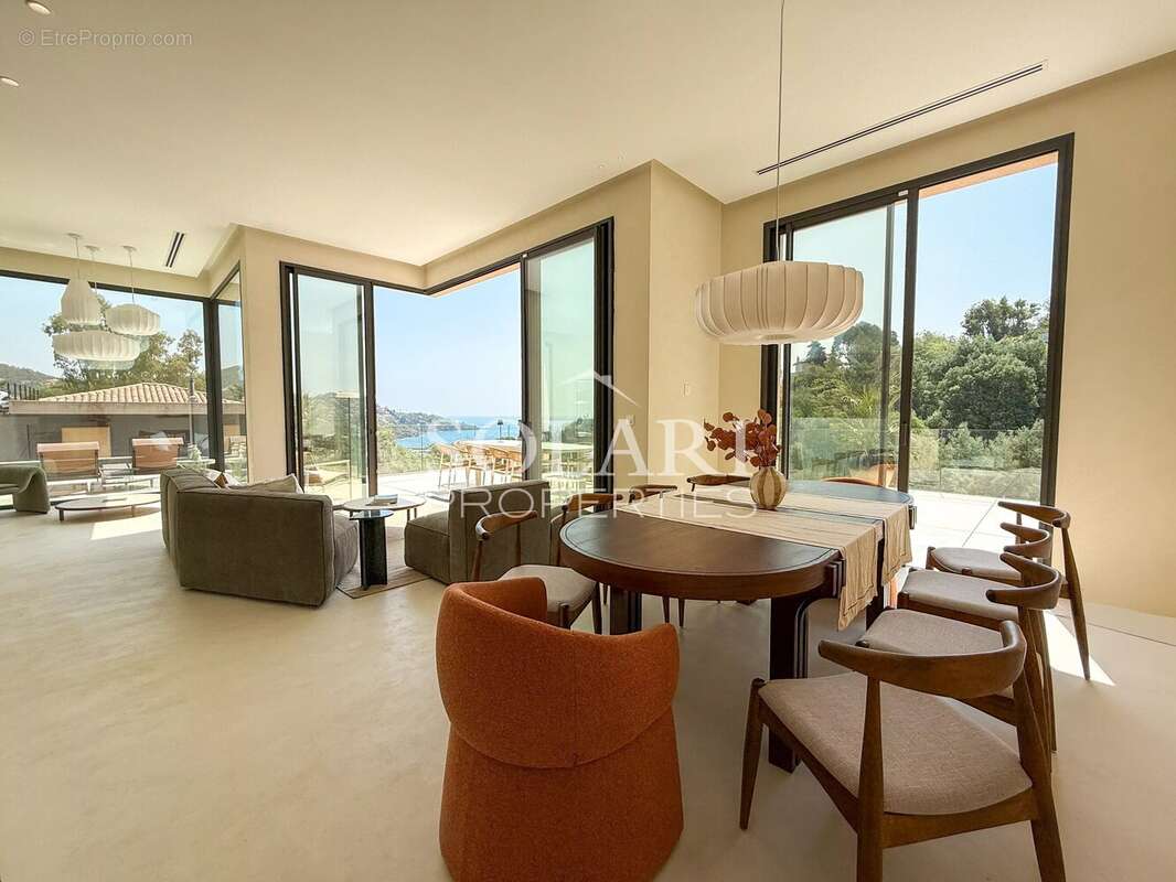 Villa d’architecte avec vue mer et piscine à Théoule-sur-Mer - photo 6