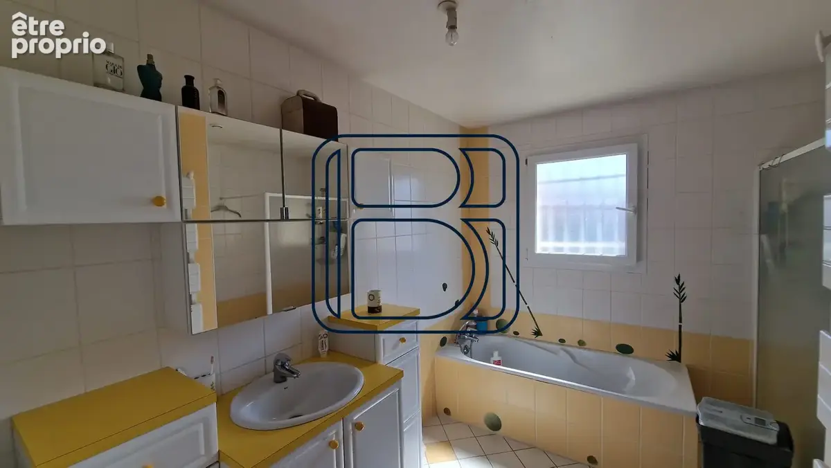 Maison 137 m² à Pont-Du-Chateau  - photo 8