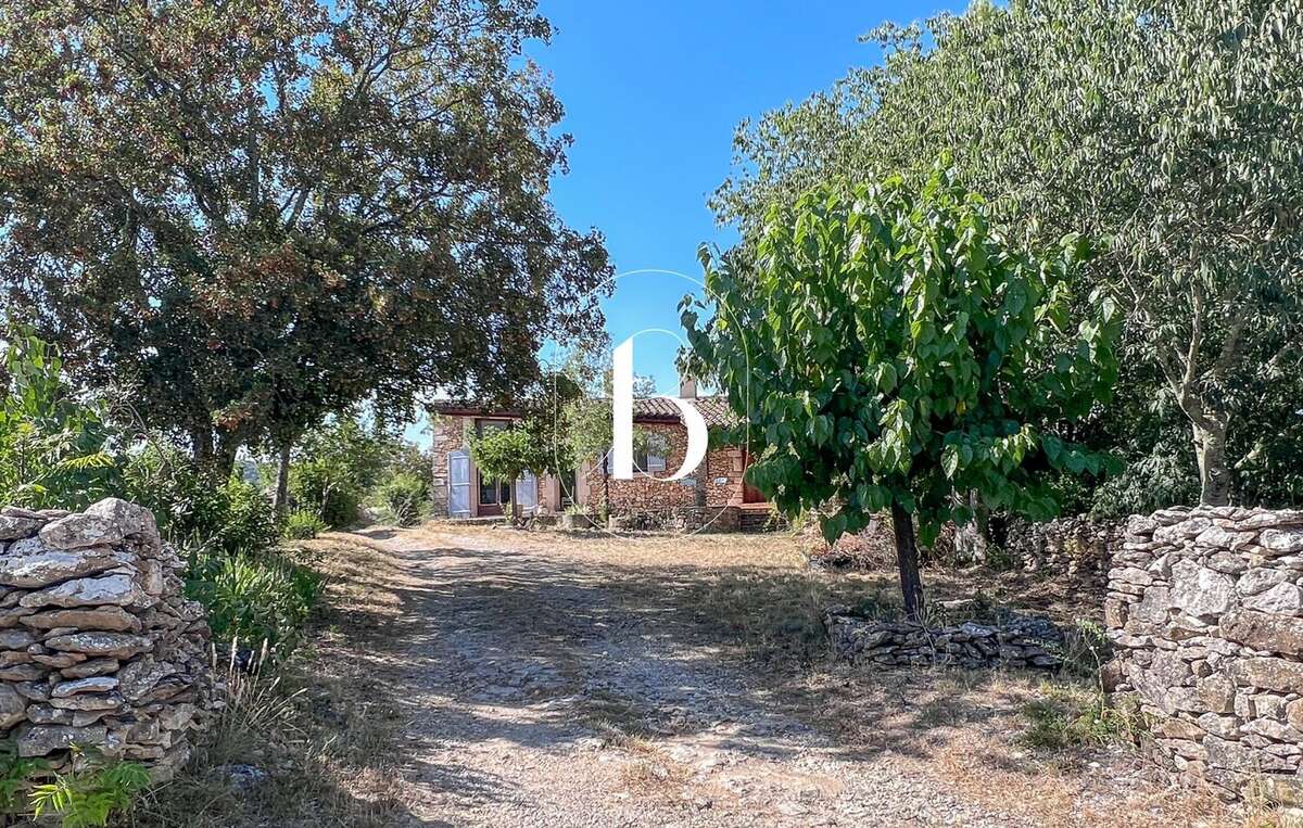 Maison 135 m² à Goudargues  - photo 7
