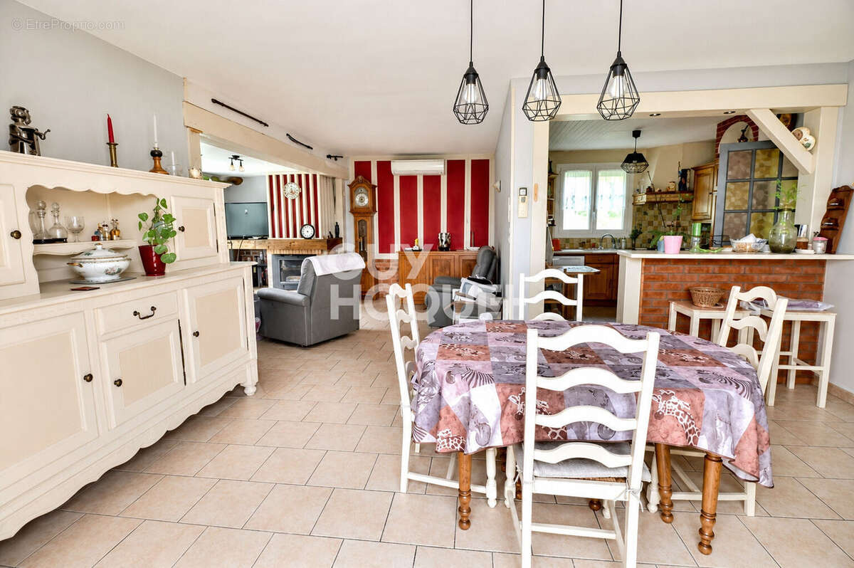 Maison à BERNAY