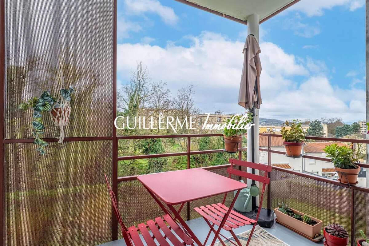 Appartement T4 Genay - photo 3