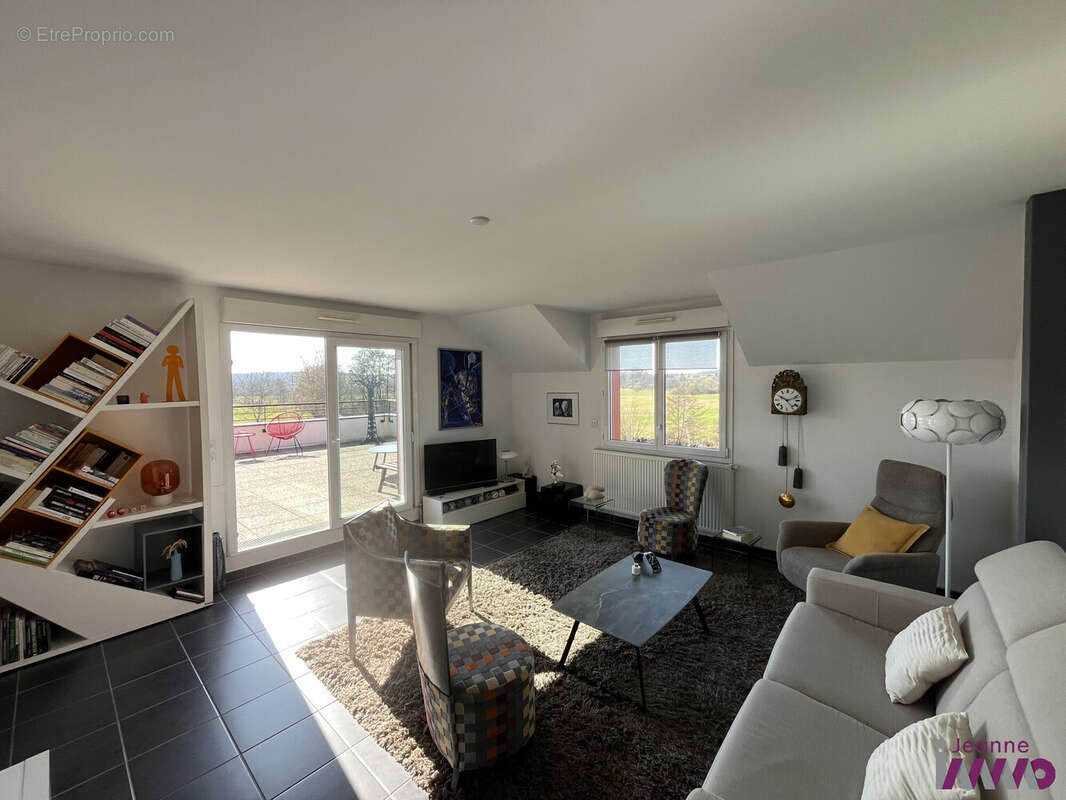 Appartement à BAVILLIERS