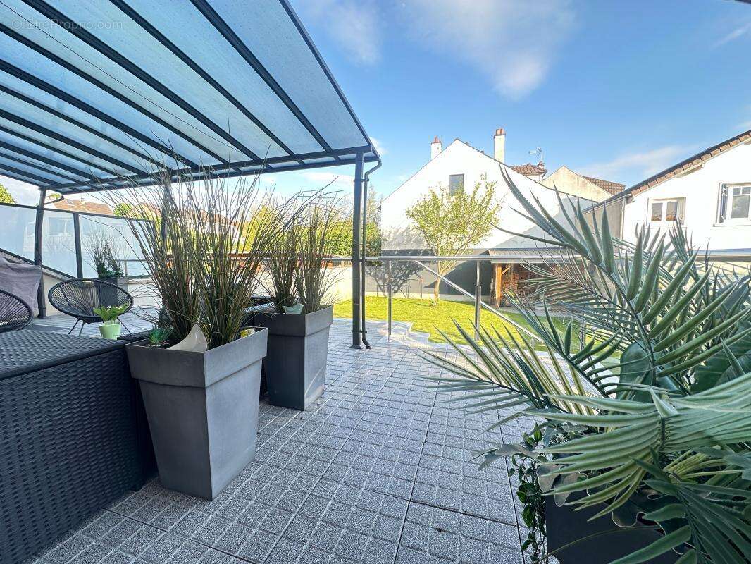 Maison à LE PLESSIS-TREVISE