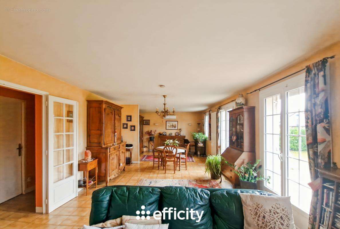 Maison à SUCY-EN-BRIE