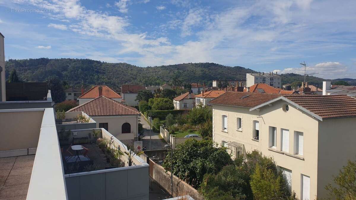 Appartement T3 avec terrasse et garage Centre-ville de Cahors - photo 11