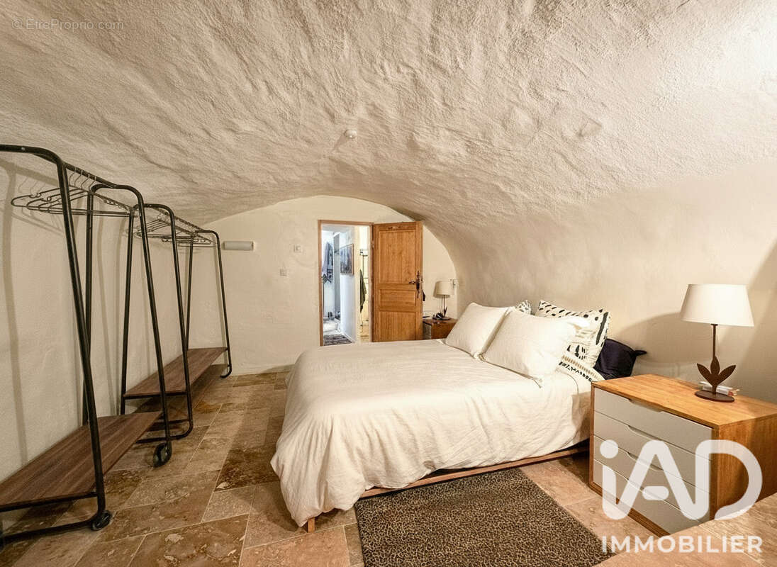 Appartement 55 m² à La Garde-Freinet  - photo 9