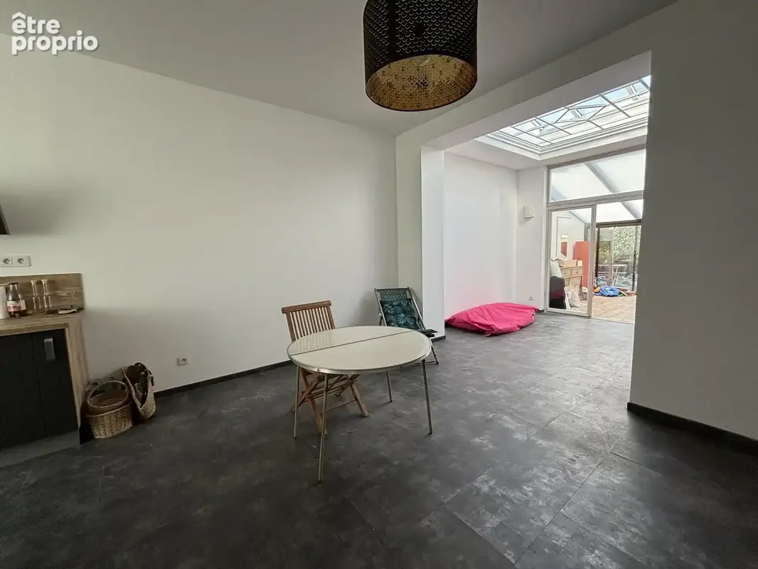 Maison 5 pièces de 100 m2 avec grand jardin proche de la Lys - photo 4