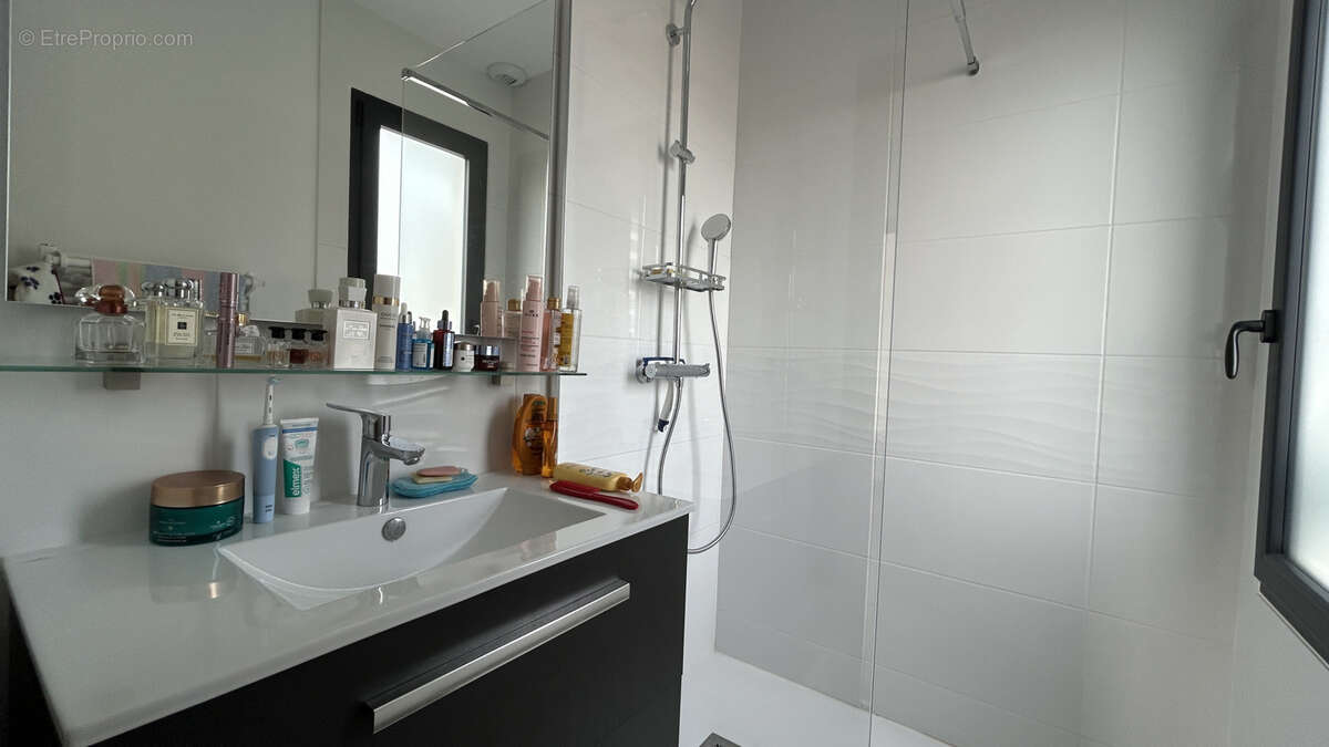 Maison à VAUX-SUR-MER