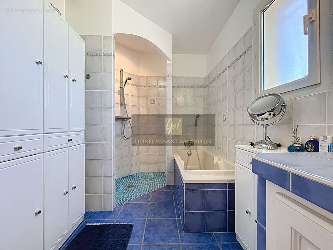 Maison à MALEMORT-DU-COMTAT