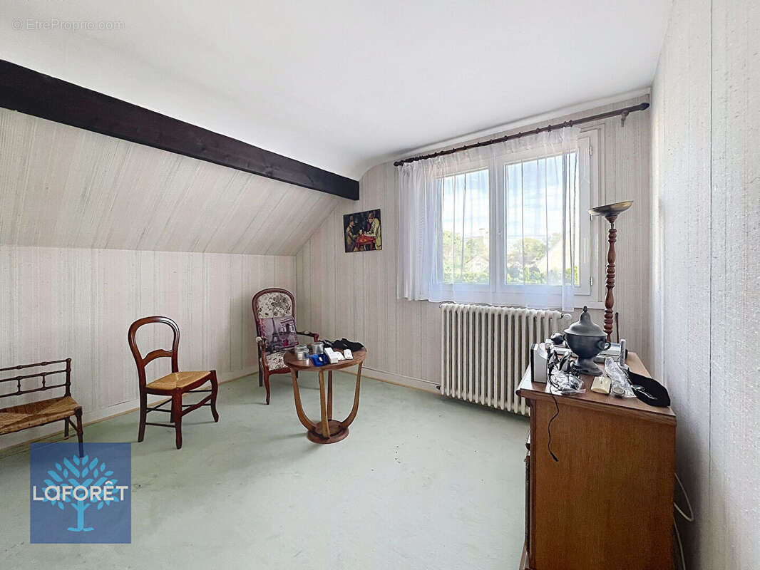 Maison à CORBEIL-ESSONNES