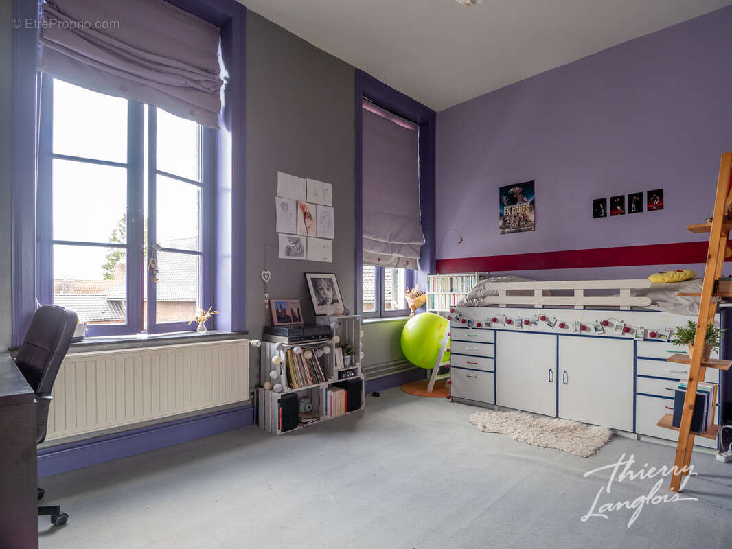Maison bourgeoise de caractere sur 2 445m2 - photo 10