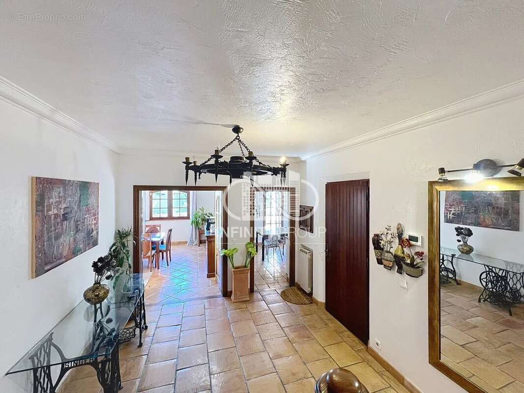Appartement à GRASSE
