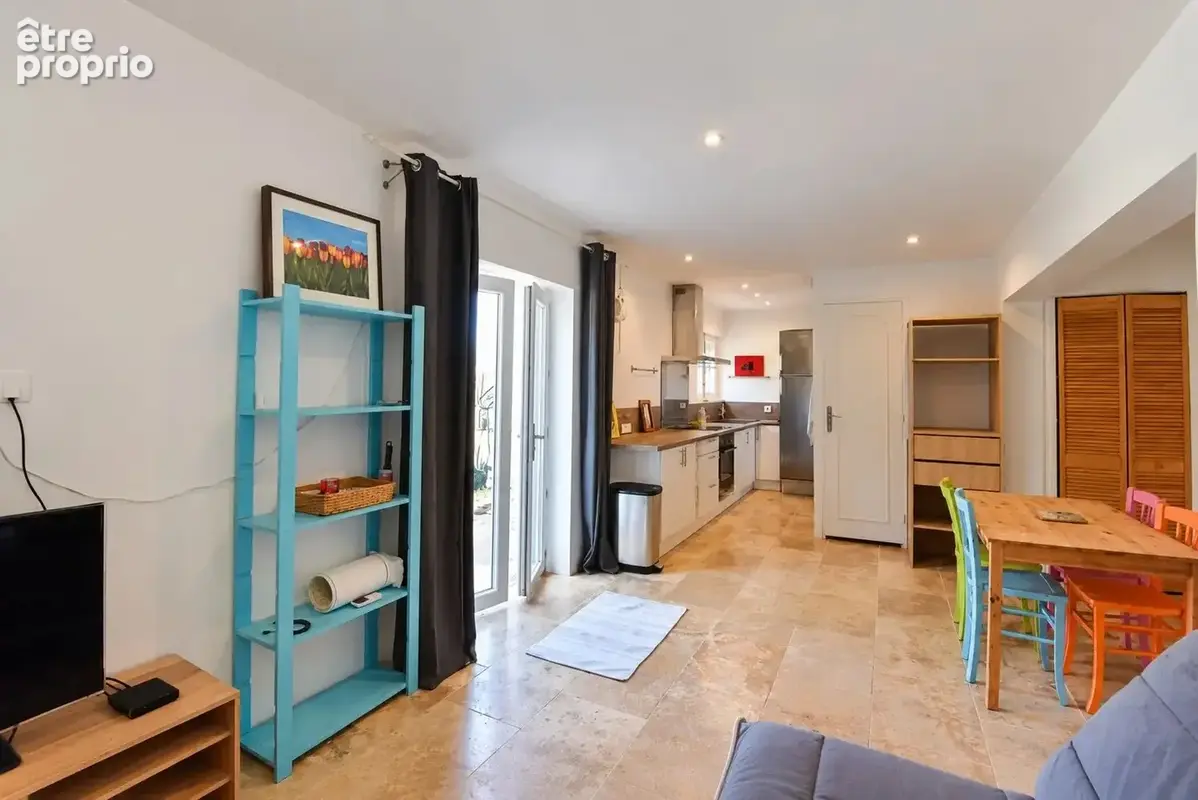 Tourrettes - Villa avec dépendance, piscine et vue - photo 18