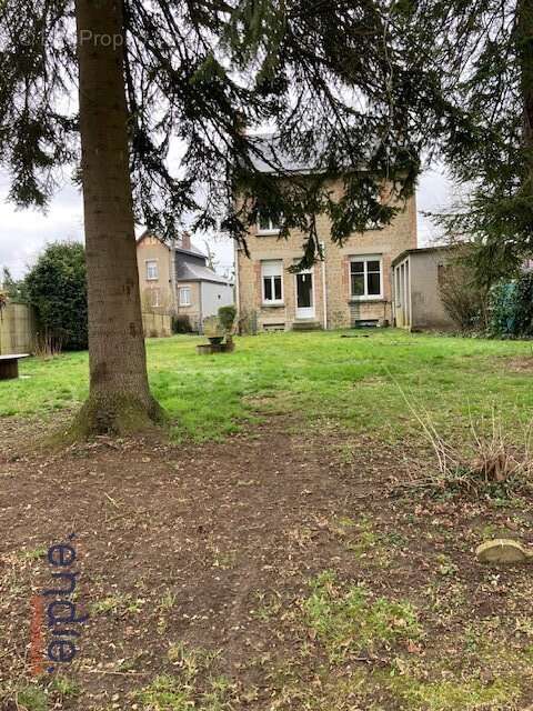 Maison à PRIX-LES-MEZIERES