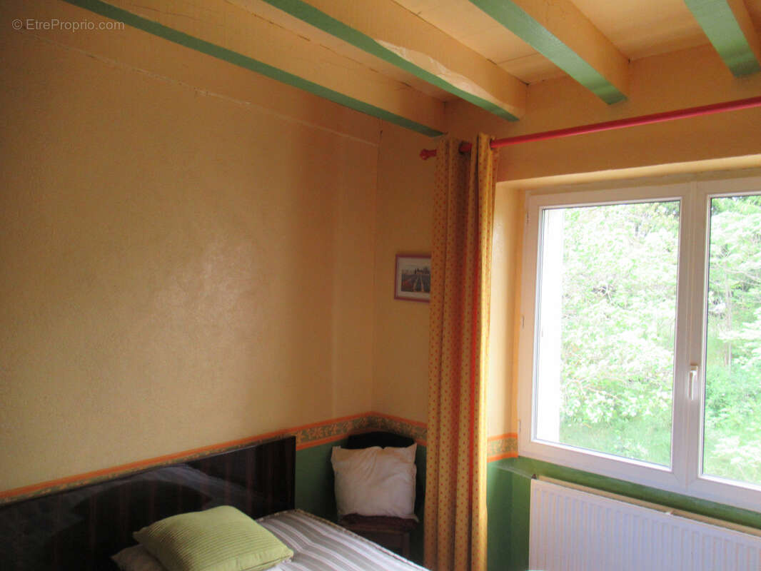 Maison en pierres avec terrain attenant - photo 6