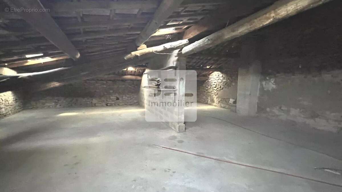 Ideal investisseur local commercial et appartement type 4 - photo 10